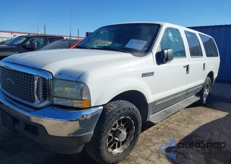 2003 Ford Excursion Xlt из США, поврежденный, VIN 1FMNU40L23EB57138
